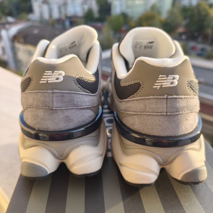 New Balance 9060 Dark Grey 43