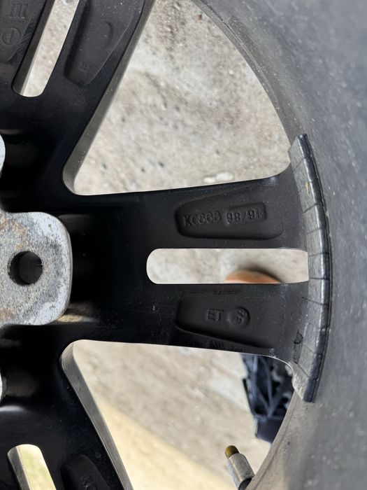 Подам диски новыеr16