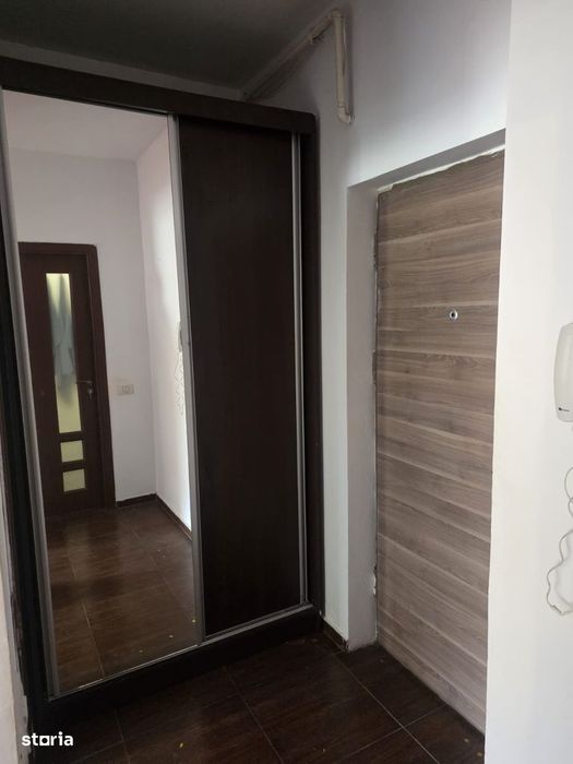 Garsonieră de închiriat – Str. Tineretului nr. 79 | 300 €/lună