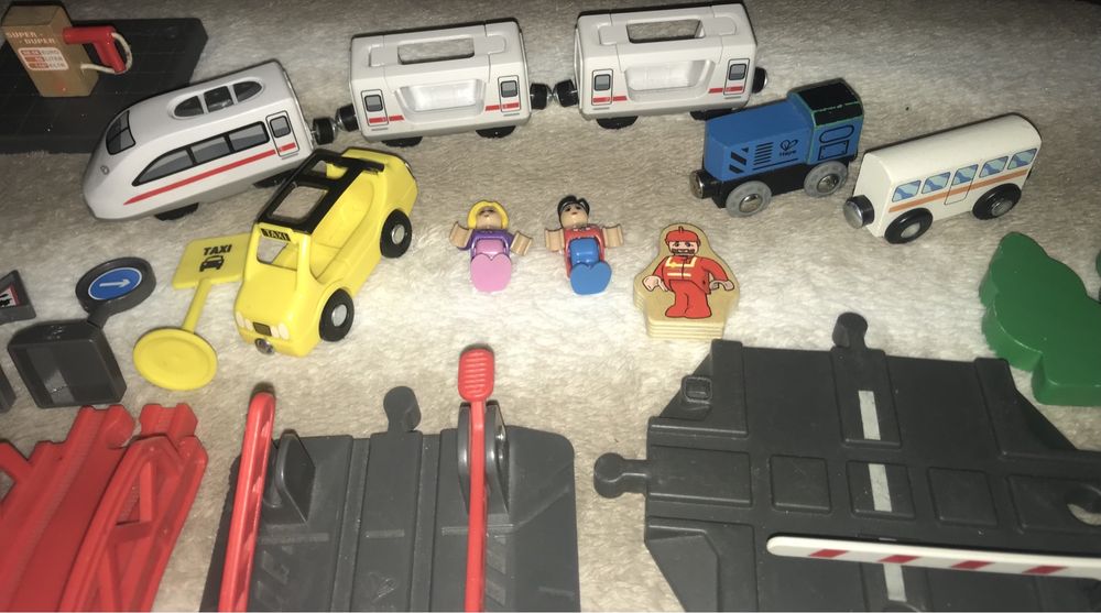 Влак   С  Батерии