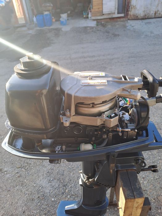 Продам лодочный мотор