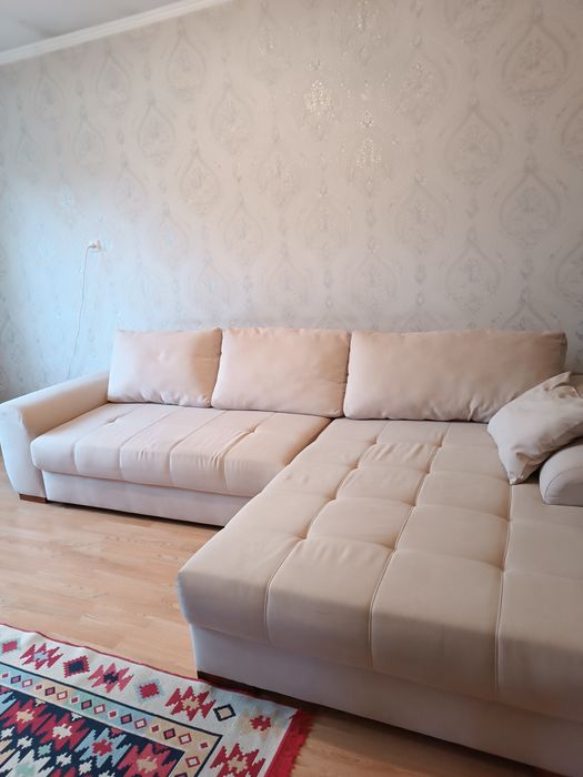 Продам диван угловой