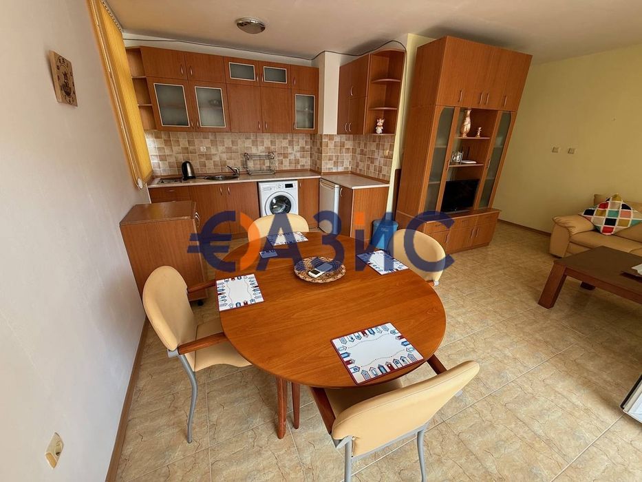 Продава се Тристаен апартамент в к.к. Слънчев бряг - 85 кв.м за 630 €/кв.м - Снимка #6