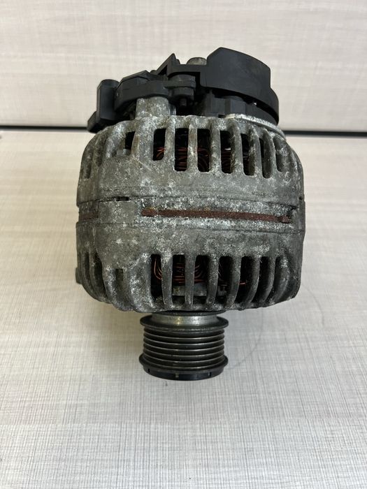 Алтернатор/Динамо  Bosch 140А 1.9Tdi06F903023F