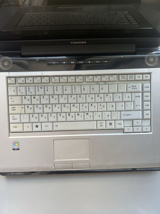 Ноутбук Toshiba