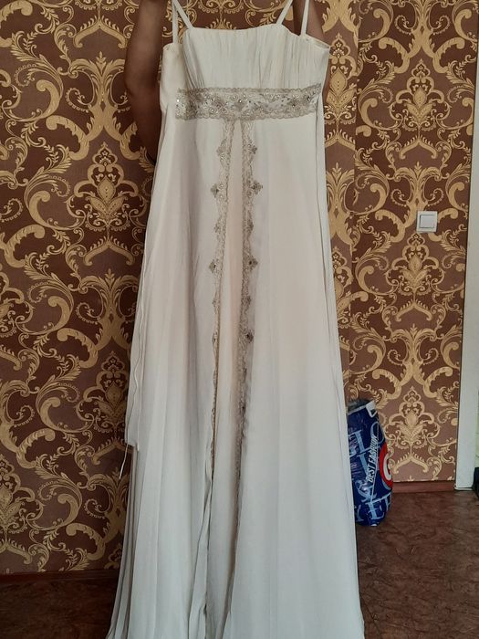 платья бальное с узарами