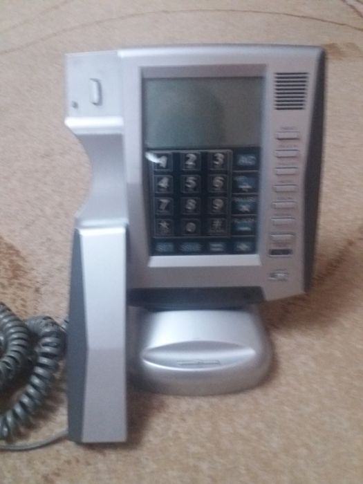 Телефон стационарный.