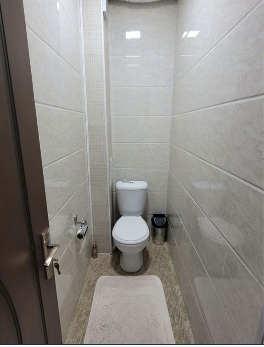 Метро Буюк Ипак Йулида 3-хонали квартира