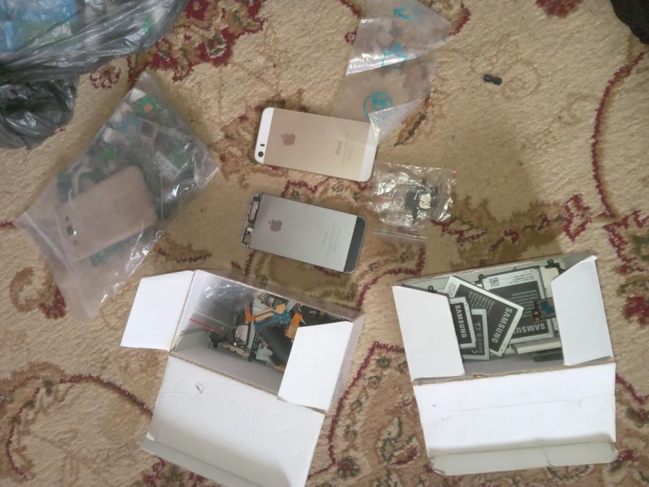 Запчасти для телефонов