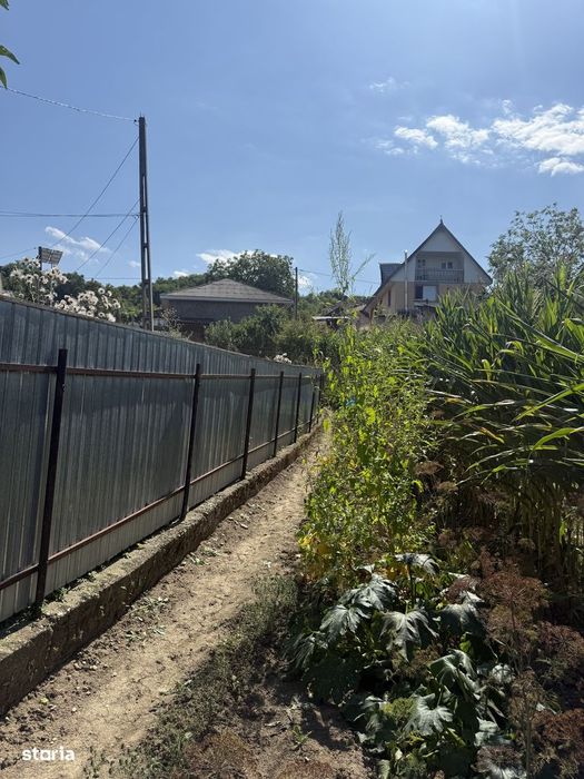 Casa in Margineni