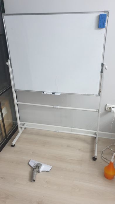 Маркерная доска 99,5 см на 79,5 см