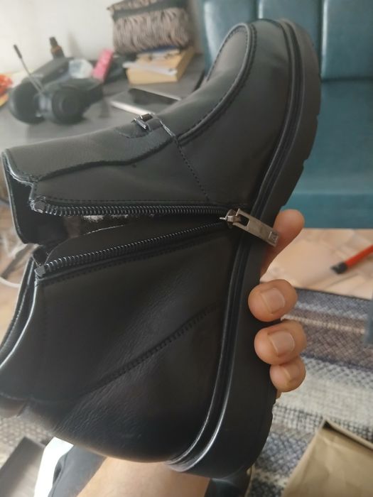 Продам полу сапоги новые