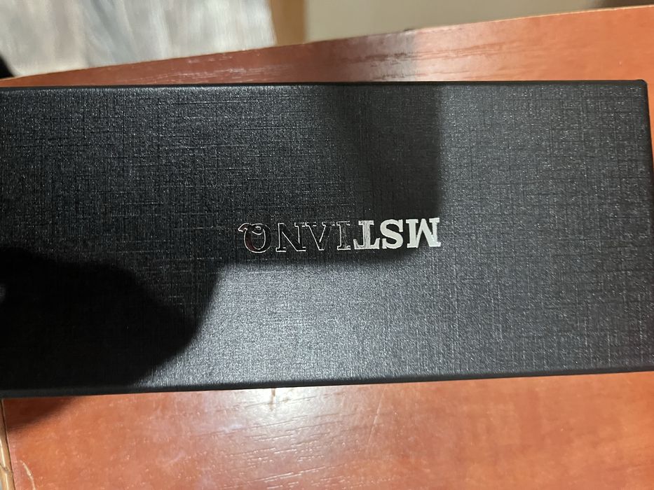 Продам часы y2k анимировный часы