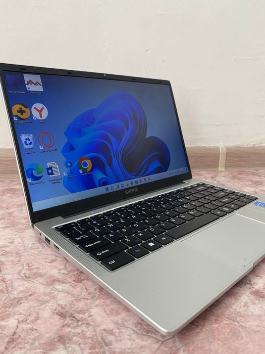 Ноутбук срочна сатылады