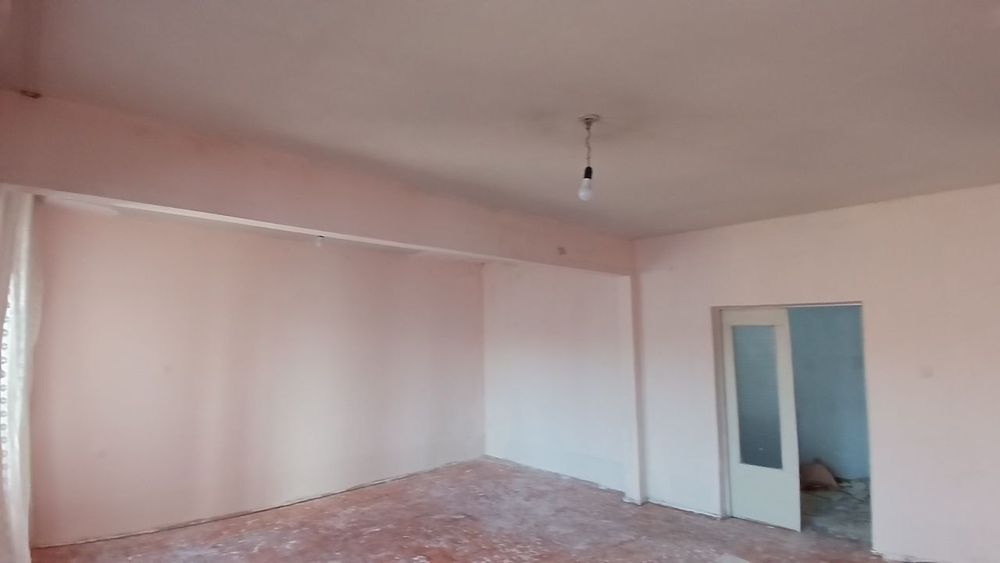 Срочно! Продажа. 4/4/4. Массив Панельный. Можно в ипотеку.