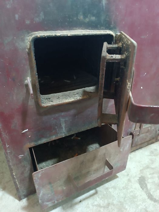 Котёл для отопления.