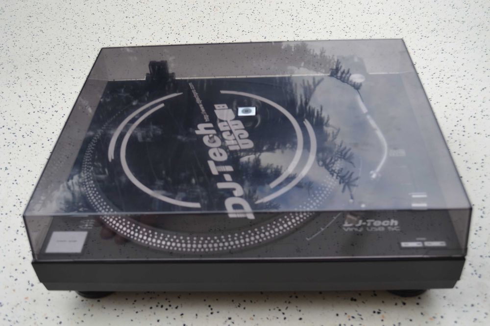 Pick up DJ Tech model Vinyl USB 5 C