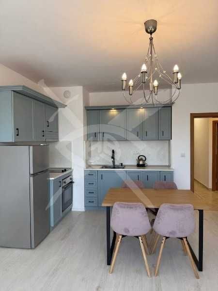 Продава се Тристаен апартамент в Обзор - 92 кв.м за 1139 €/кв.м - Снимка #1