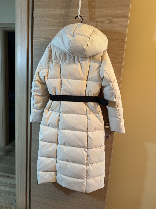 Geaca lunga DKNY noua