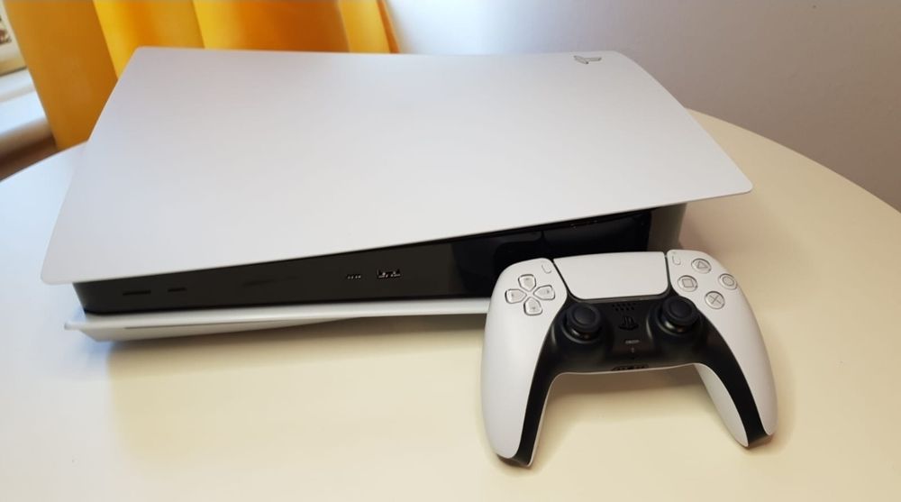 Продам Sony Playstation 5