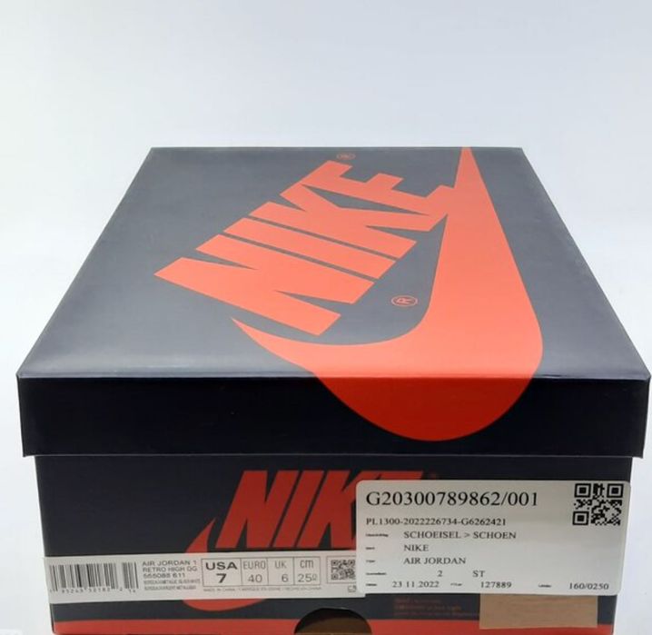 Air Jordan 1 Retro High OG Bordeaux - mărime 40