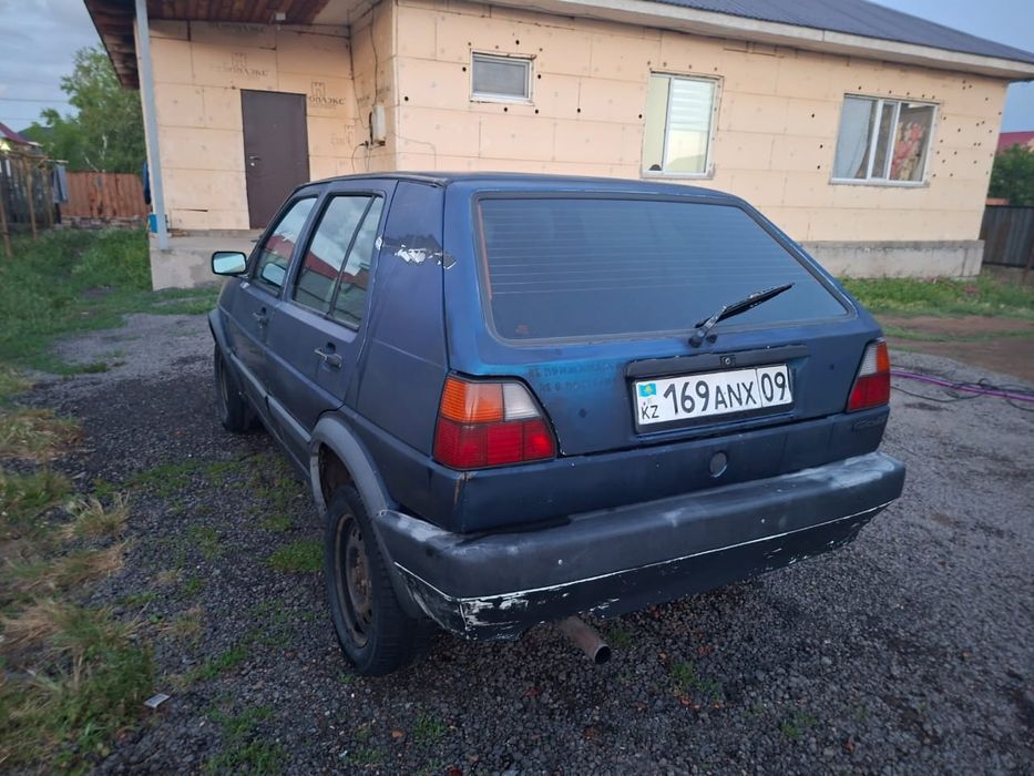 Продаётся автомобиль Гольф-2, 1992