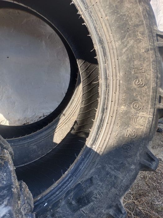 Продам шины на трактор ЮТО