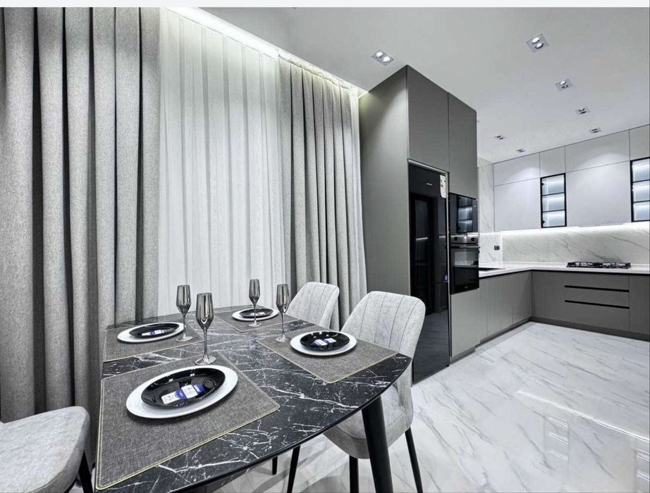 Продаётся квартира в центре города ориетир Госпитальный рынок