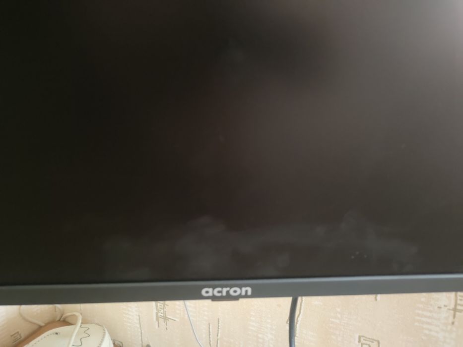 Продам телевизор Acron