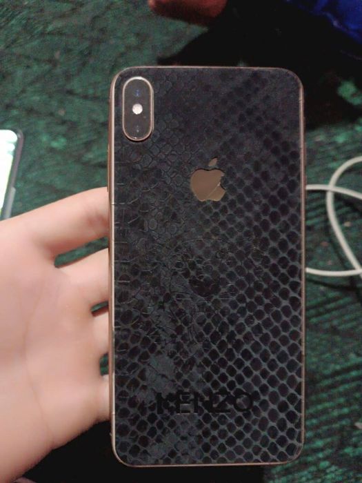 Iphone Xs max 64 gb