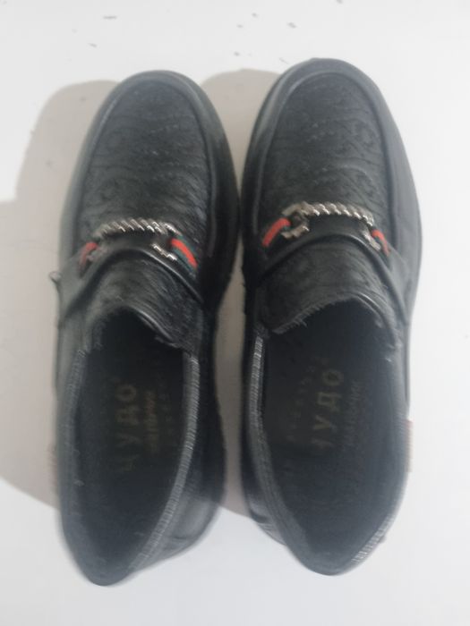 Продаю детский обувь