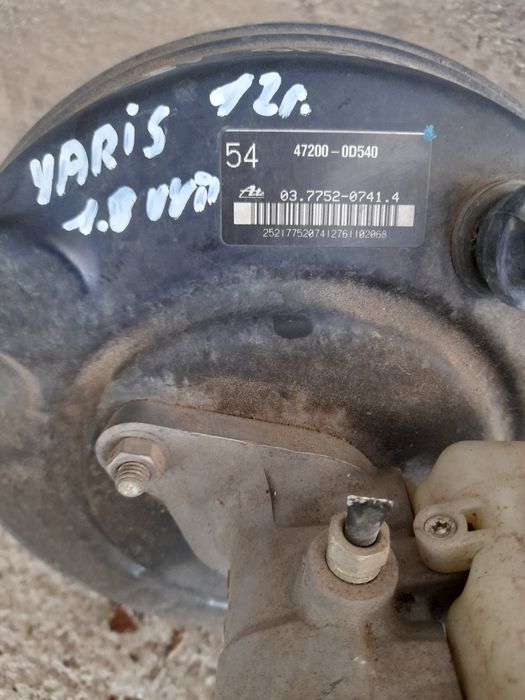 Серво Toyota Yaris