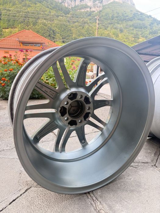 Оригинални джанти Mercedes Carlsson