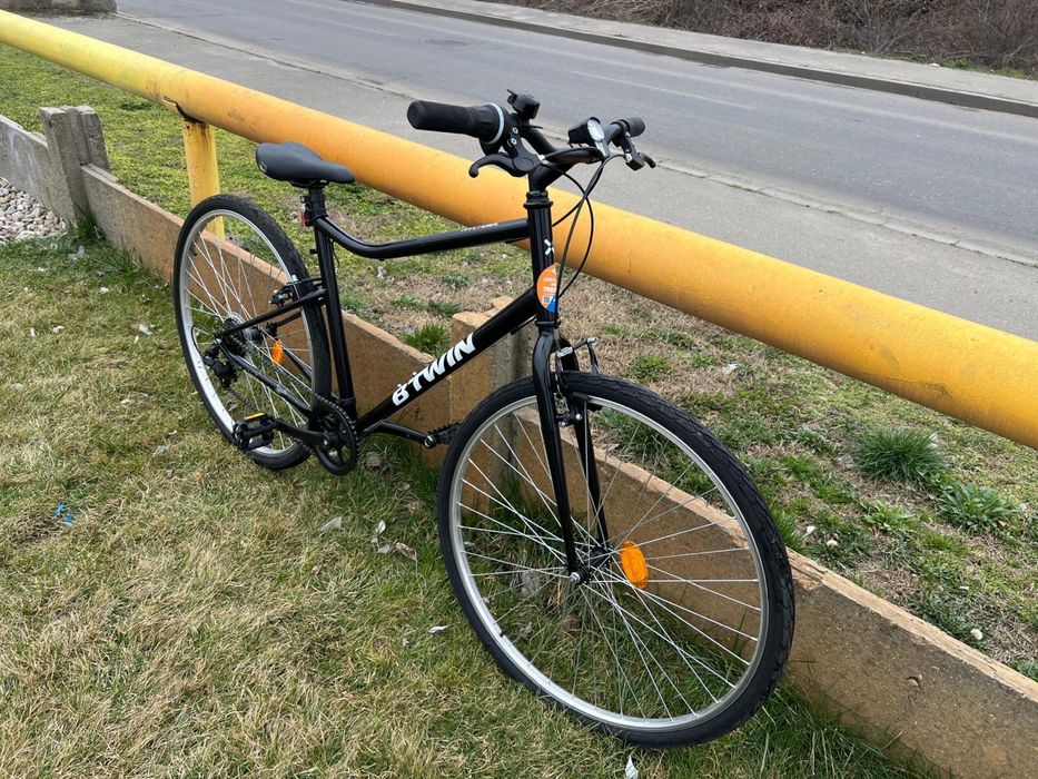 B'TWIN Riverside 100 – Ca Nouă . Stare Impecabilă