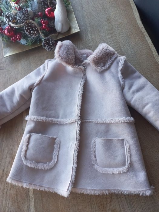 Детско велурено пухено розово яке размер 86