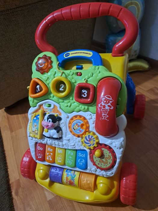 Vând antemergator folosit f putin,doar in casa!