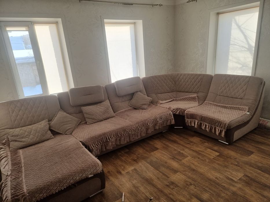 Продам угловой диван в отличном состоянии