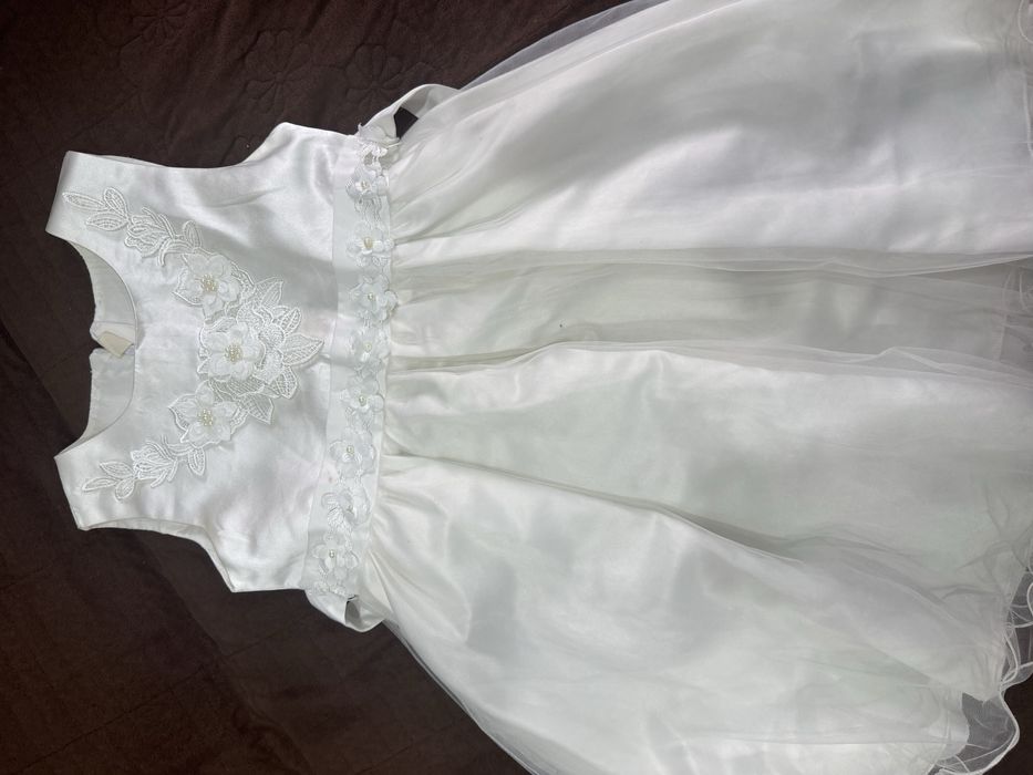 Белое платье для девочек