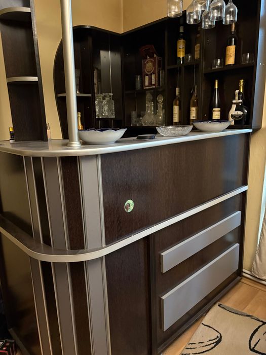 Vand combo mini bar plus scaune