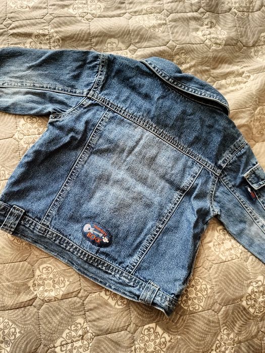 Джинсовая курточка на девочку 2-3 года.