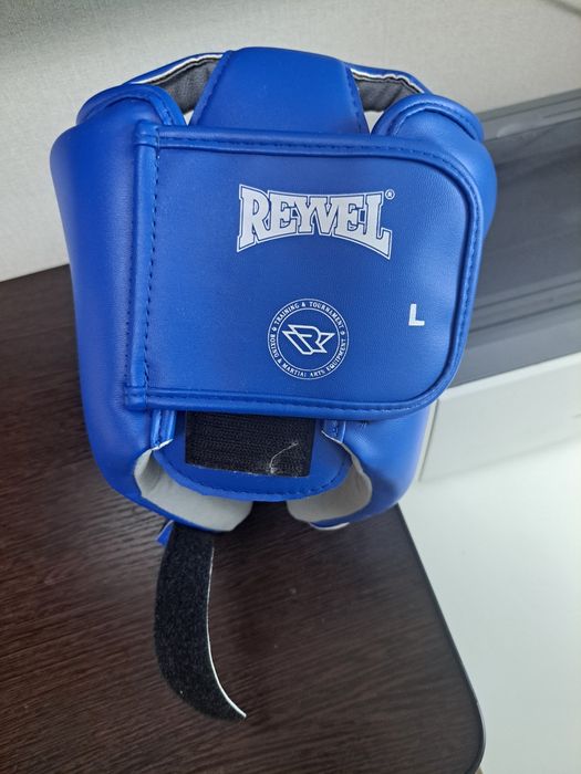 Шлем боксёрский,