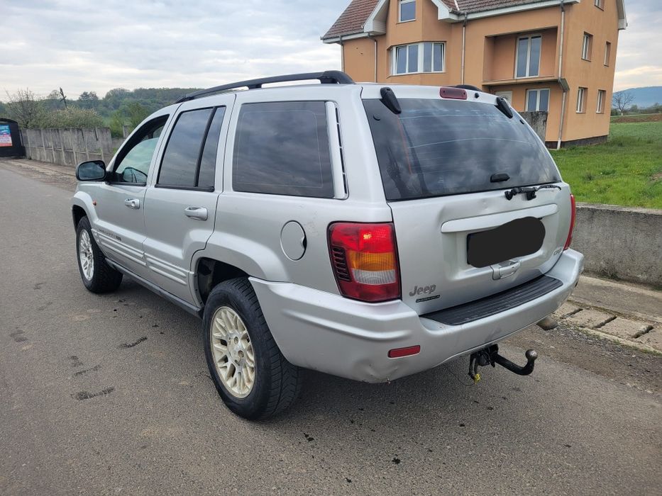 jeep grand cherokee 2004
2.7 crd
volan stanga
cutie automata quadra drive
carlig remorcare 3300kg
inm ro acte la zi
autoutilitara 4 locuri
4500e