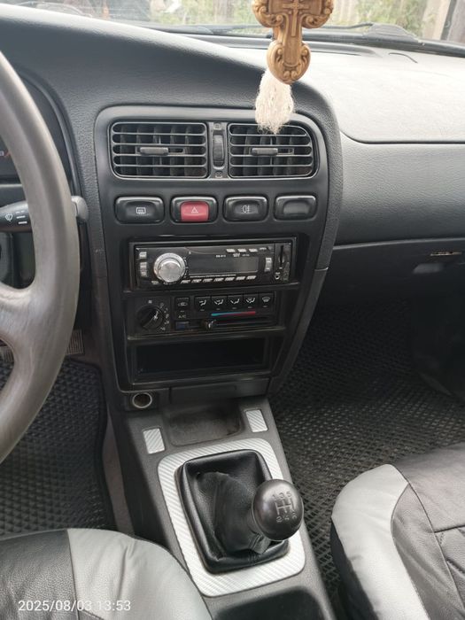Nissan Primera P10