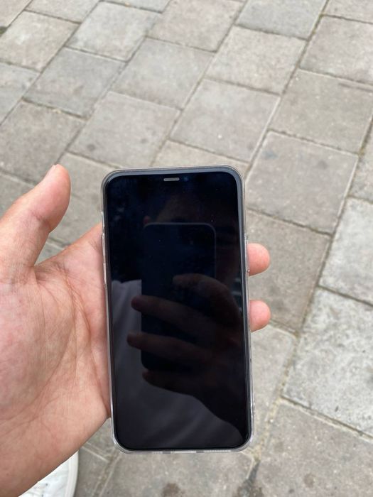 iPhone 11 pro 256 gb KH/A