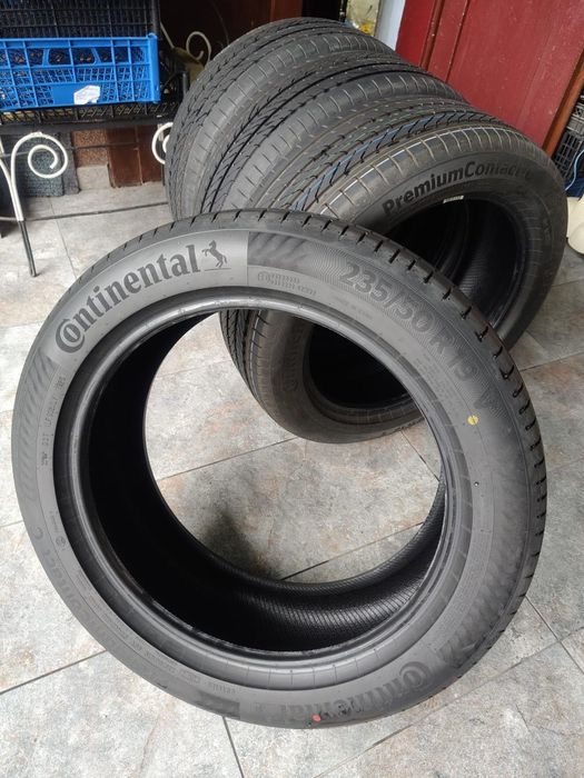Vând cauciucuri noi Continental PremiumContact C 235/50 R19 pt SUV