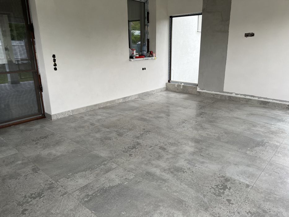 Execut lucrari interiore si exteriore !