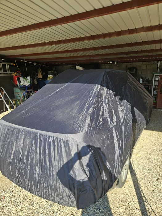 Huse Auto de Protecție (Impermeabilă / Anti-Praf)