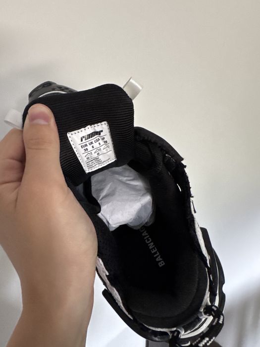 Balenciaga Runner Black & White