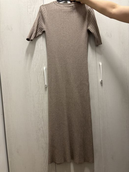 Продам платье новое