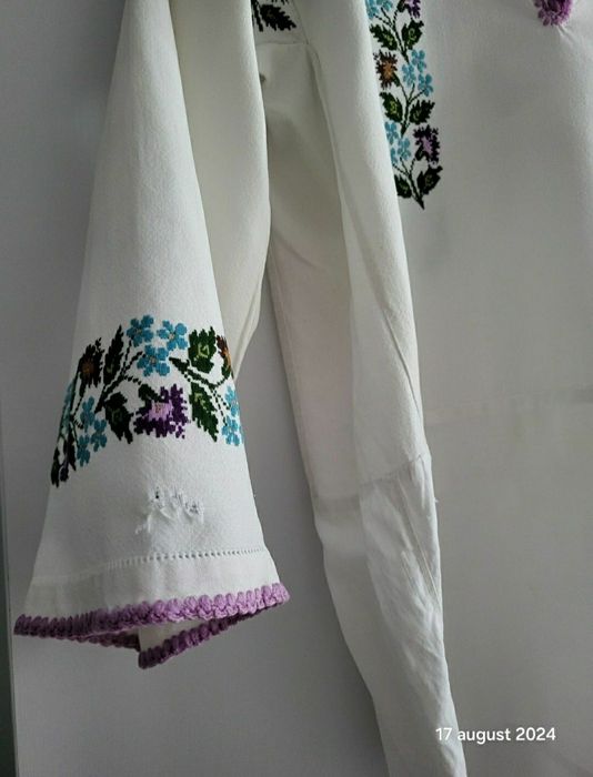 Ie autentica traditionala